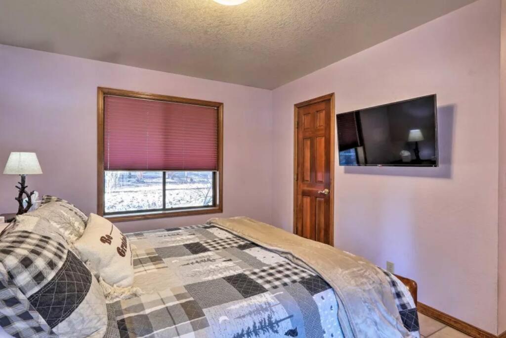 Kathys Cabin, King Bed, Hot Tub, Near-Nau & Downtown Attractions, Perfect Year-Round Mountain Getaway Φλάγκσταφ Εξωτερικό φωτογραφία