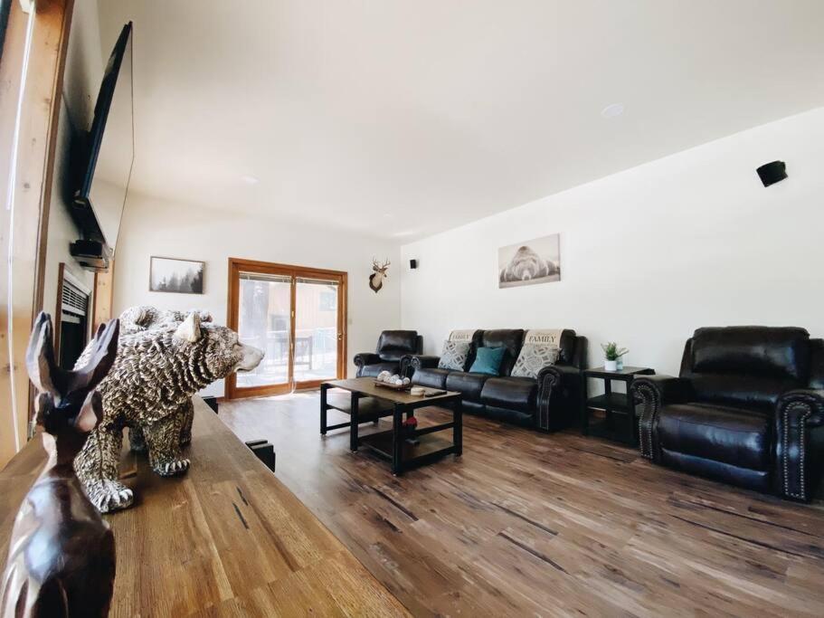 Kathys Cabin, King Bed, Hot Tub, Near-Nau & Downtown Attractions, Perfect Year-Round Mountain Getaway Φλάγκσταφ Εξωτερικό φωτογραφία