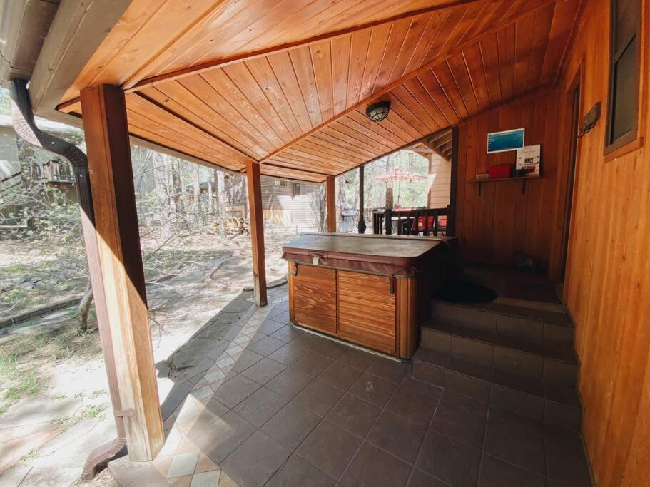 Kathys Cabin, King Bed, Hot Tub, Near-Nau & Downtown Attractions, Perfect Year-Round Mountain Getaway Φλάγκσταφ Εξωτερικό φωτογραφία