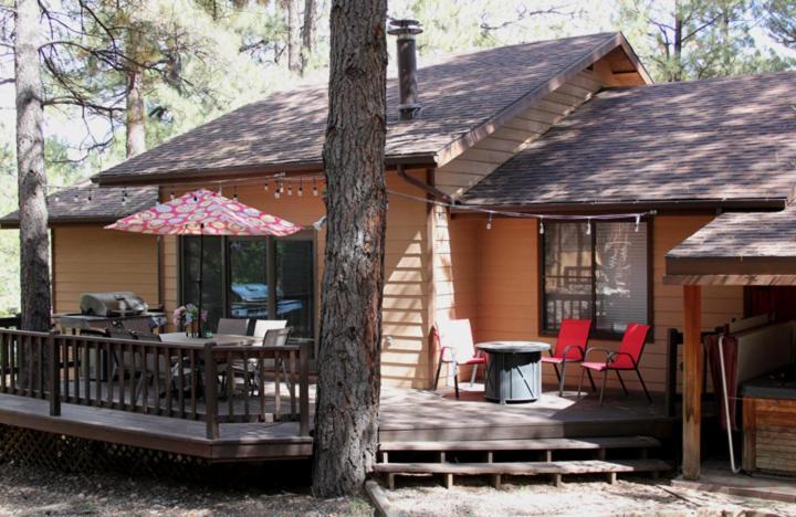 Kathys Cabin, King Bed, Hot Tub, Near-Nau & Downtown Attractions, Perfect Year-Round Mountain Getaway Φλάγκσταφ Εξωτερικό φωτογραφία